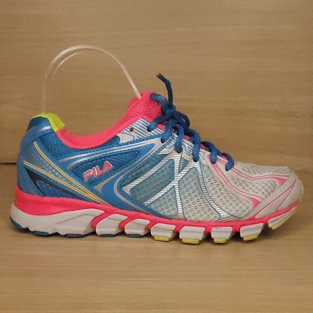 Fila Womens White And Neon Athletic Shoes 6 1/2